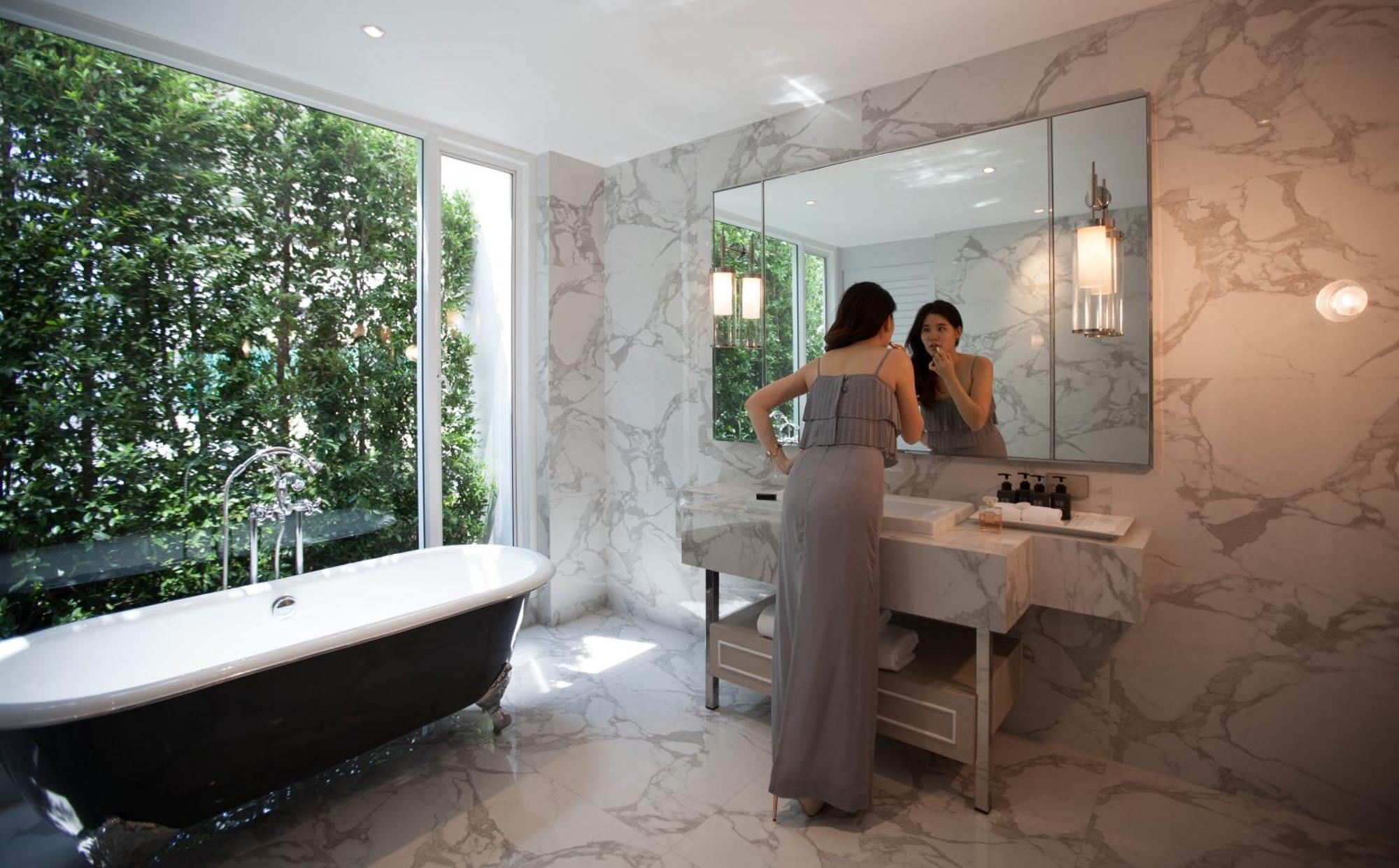 K Maison Boutique Hotel Банкок Стая снимка